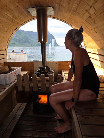 Dina in the sauna of the Fat Cod Camp, 2026 Dina in the sauna of the Fat Cod Camp, 2026